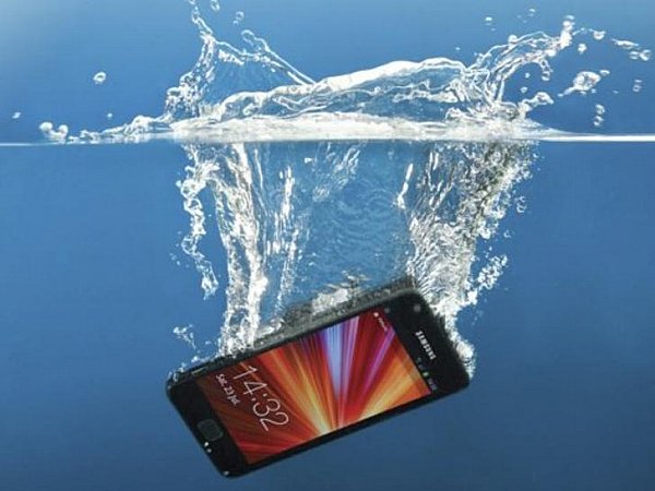 water proof, suya düşen telefon