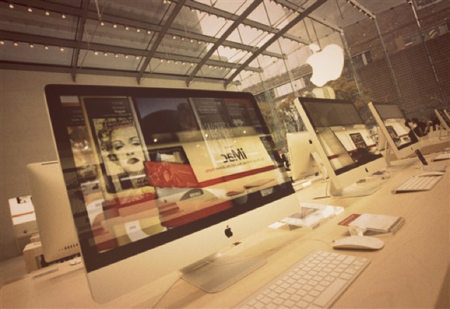 Yeni iMac Ekimde Geliyor